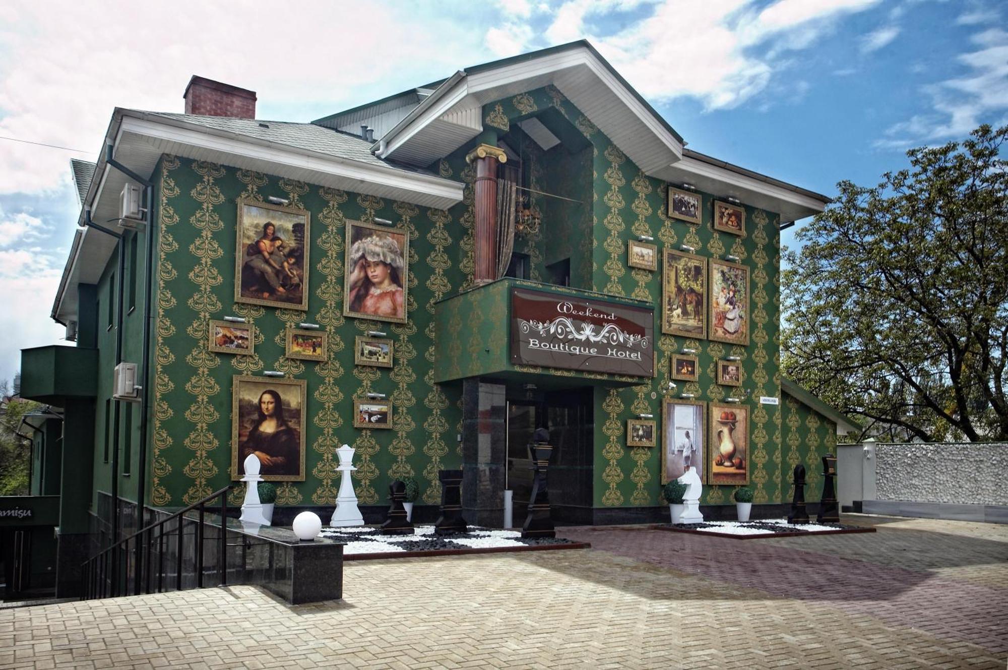 Weekend Boutique Hotel Chisinau Bagian luar foto